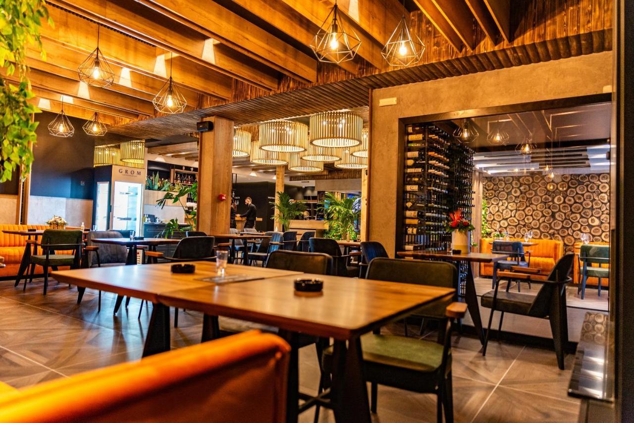 Hotel Forest Pale Luaran gambar