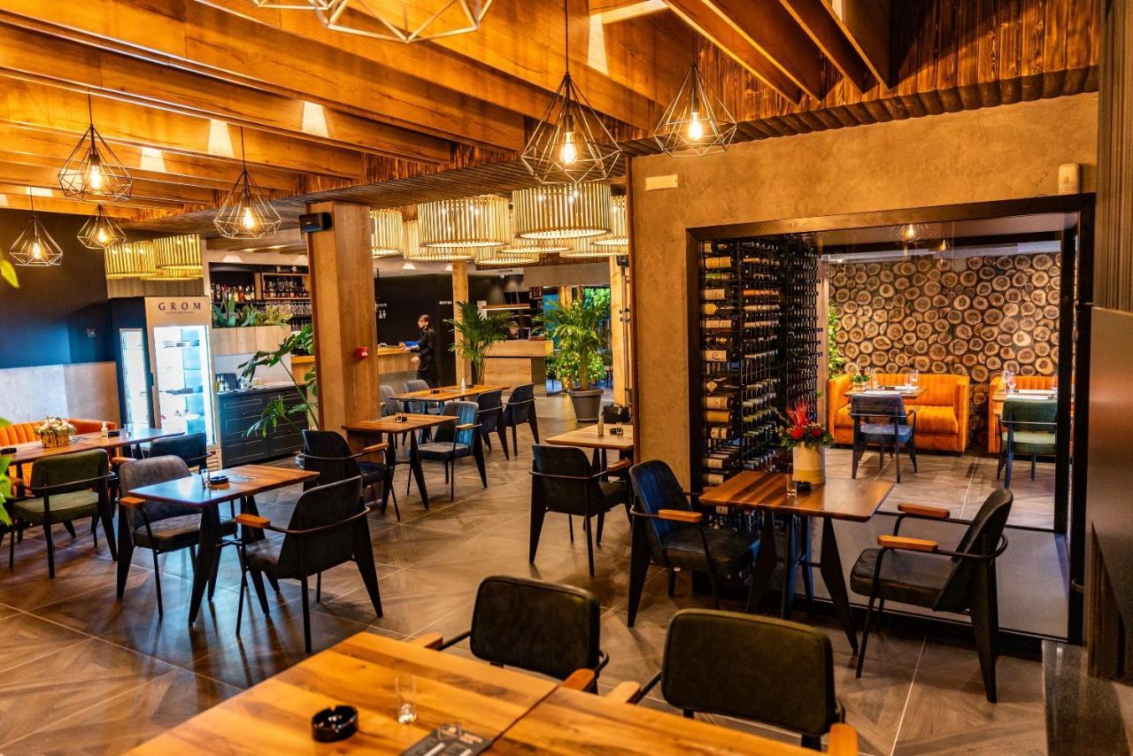 Hotel Forest Pale Luaran gambar
